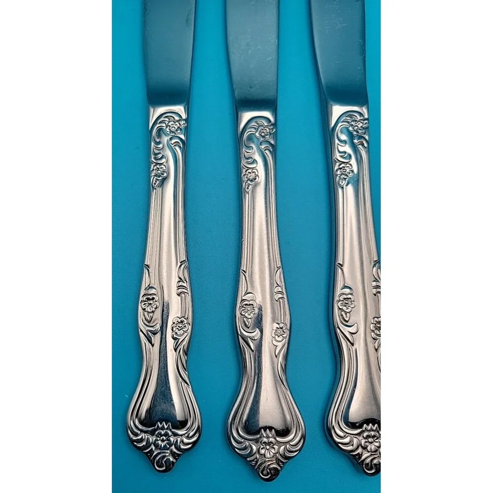 Oneida AZALEA 4 Dinner Knives Stainless Replacements